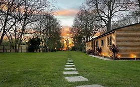 Kendall Lodge